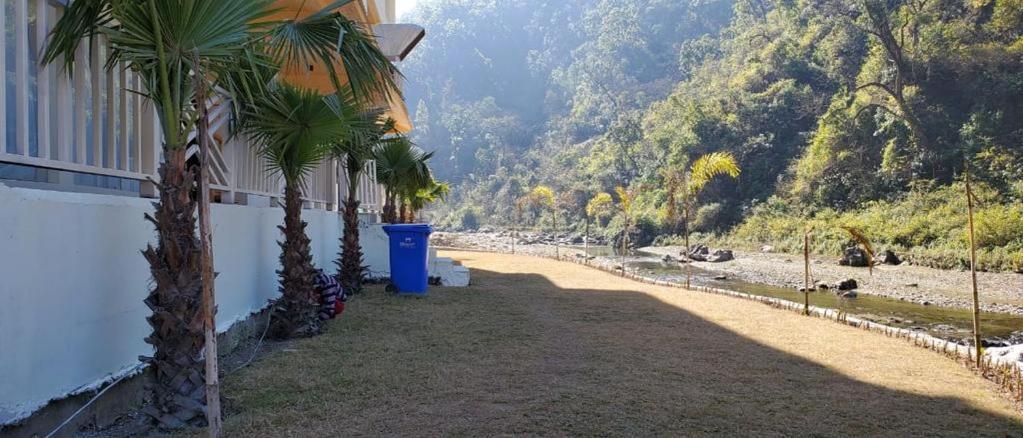 7 Hills Hotel And Resort Lansdowne Dış mekan fotoğraf