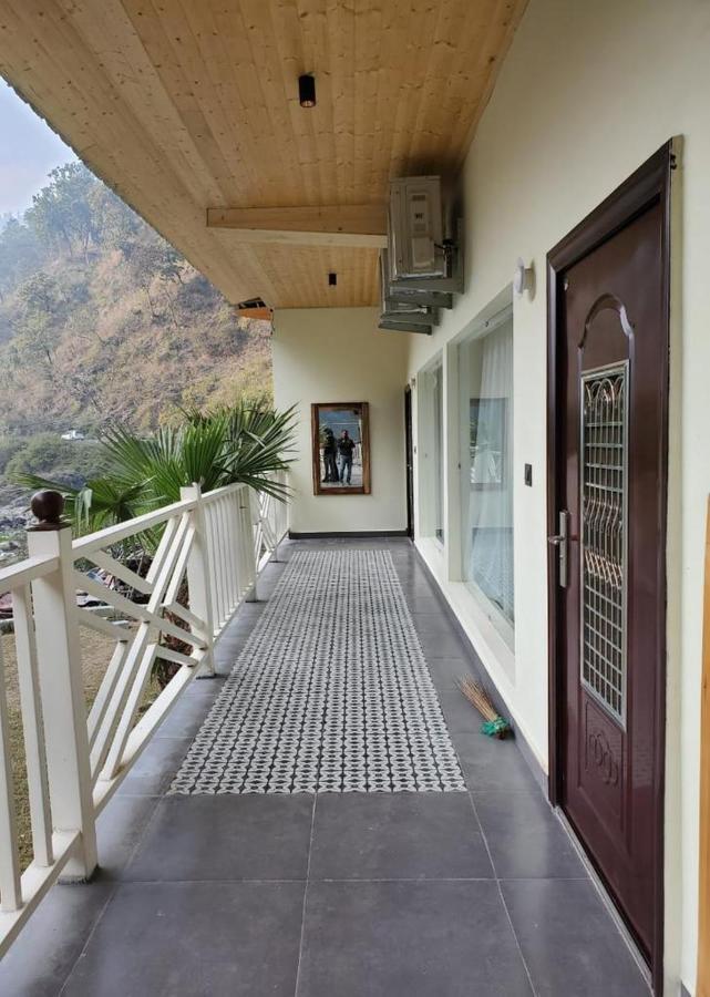 7 Hills Hotel And Resort Lansdowne Dış mekan fotoğraf