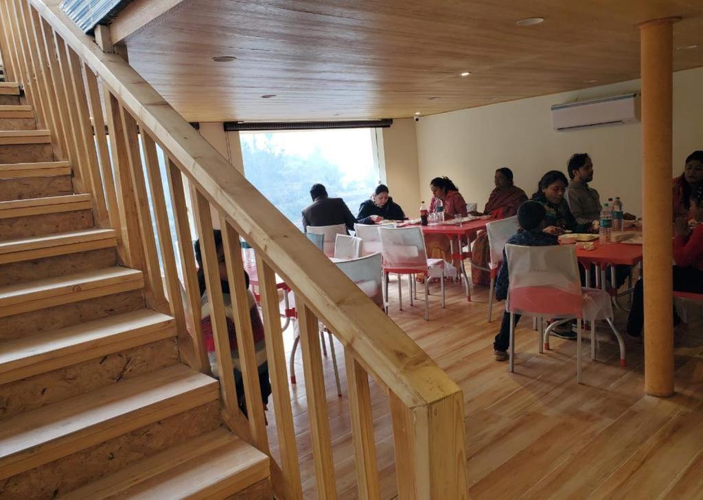 7 Hills Hotel And Resort Lansdowne Dış mekan fotoğraf